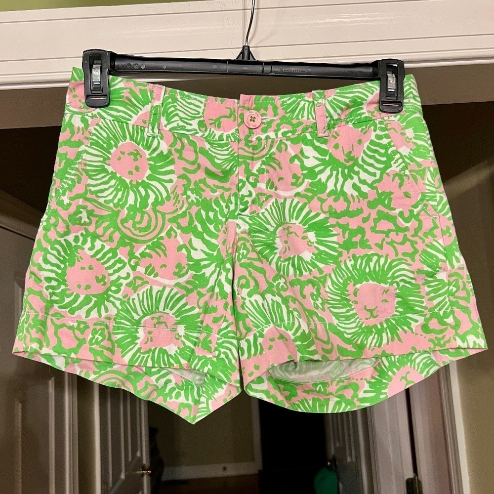 EUC Lilly Pulitzer Callahan Shorts in Sunnyside Lion Pink Green Size 4